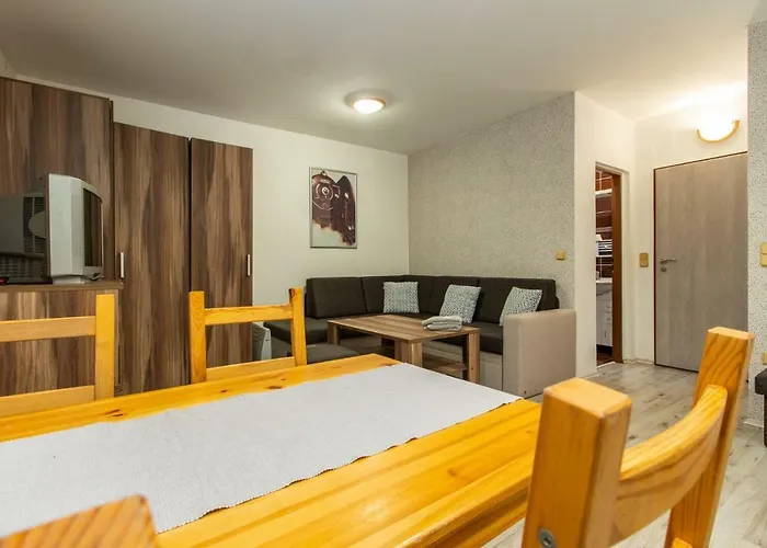Penzion Restaurace Pod Sumarnikem 3*