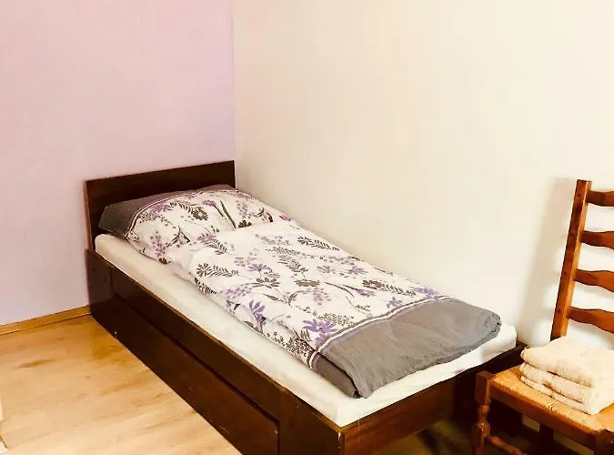 Restaurace Pod Sumarnikem Penzion Tvarozna Lhota